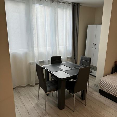 Refurbished Apartment In A Quiet Area صوفيا المظهر الخارجي الصورة